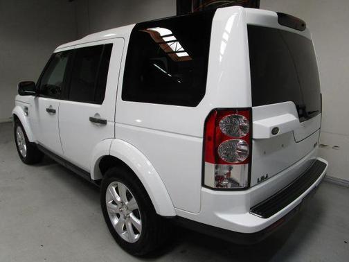 Fuji White 2013 Land Rover LR4 Base
