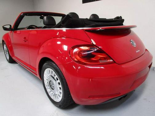 2016 Volkswagen Beetle 1.8T S