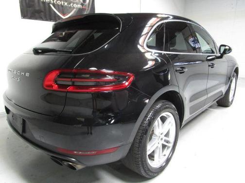 2016 Porsche Macan S
