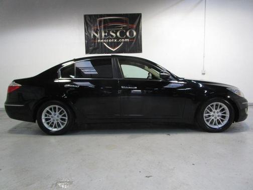 2011 Hyundai Genesis 3.8