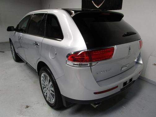 2013 Lincoln MKX Base