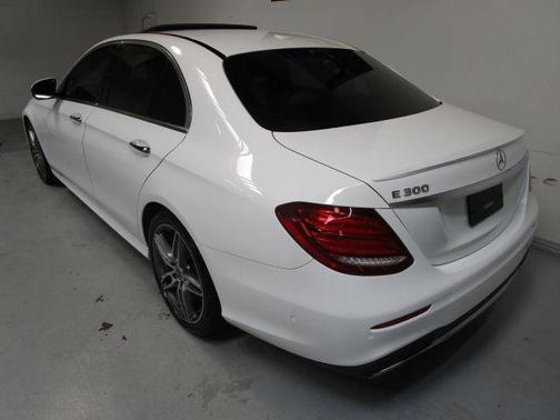 2019 Mercedes-Benz E-Class E 300