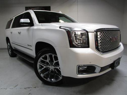 2017 GMC Yukon XL Denali