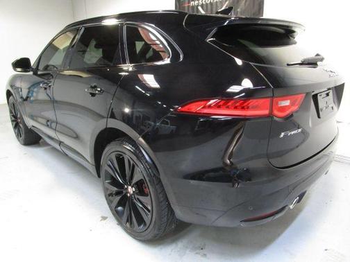 2017 Jaguar F-PACE S