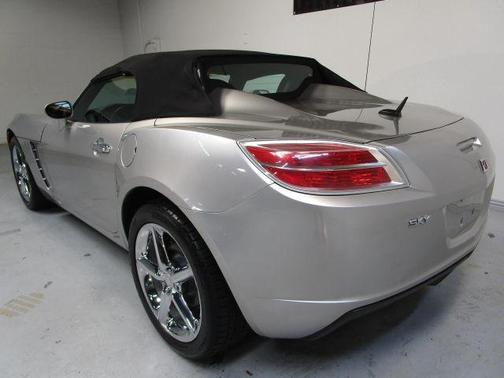 2007 Saturn Sky Base