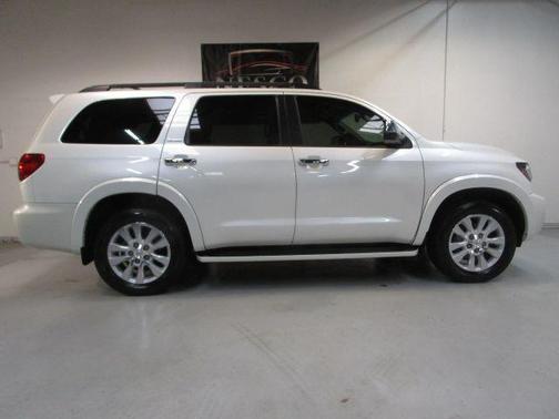 2014 Toyota Sequoia Platinum