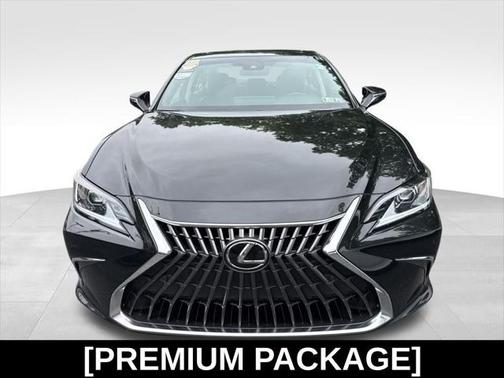 2022 Lexus ES 350 Base
