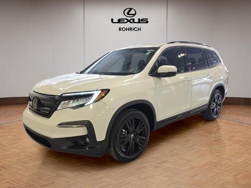 2022 Honda Pilot AWD Black Edition