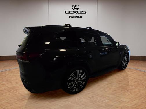 2024 Lexus LX 600 Luxury