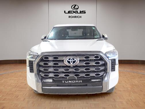 2024 Toyota Tundra Hybrid Platinum