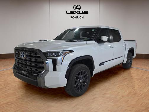 2024 Toyota Tundra Hybrid Platinum