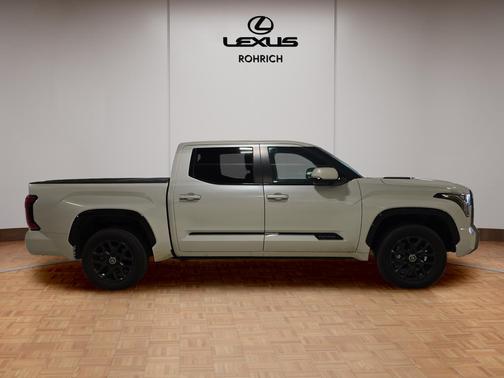 2024 Toyota Tundra Hybrid Platinum