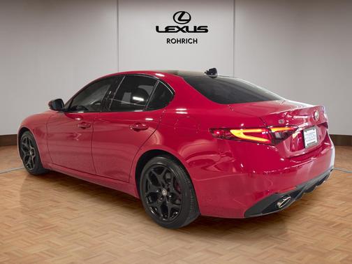 2020 Alfa Romeo Giulia Sport