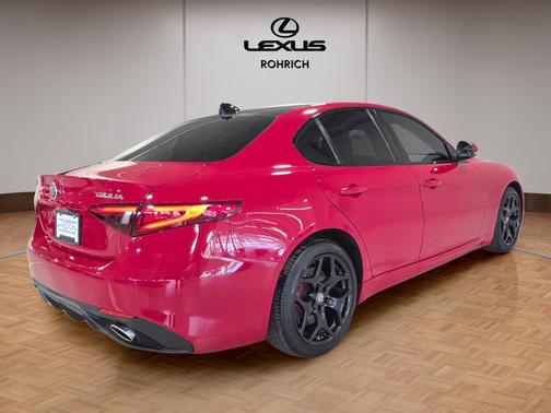 2020 Alfa Romeo Giulia Sport