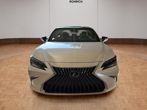 2025 Lexus ES 350 Ultra Luxury