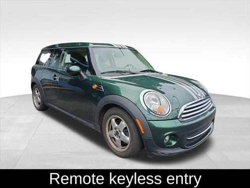 2011 MINI Cooper Clubman Base