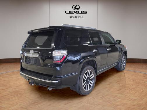 2017 Toyota 4Runner SR5