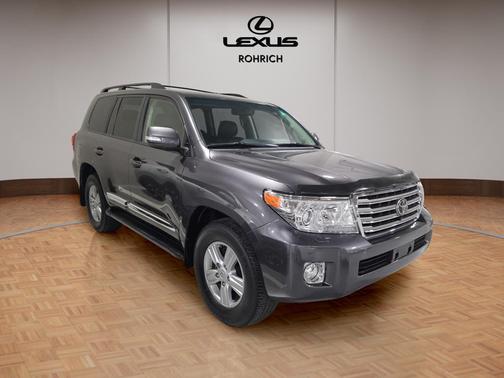 2013 Toyota Land Cruiser Base