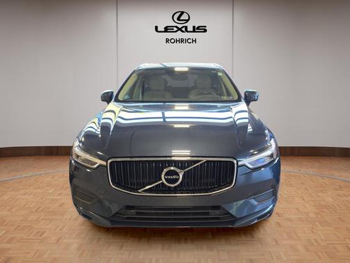 2019 Volvo XC60 T5 Momentum