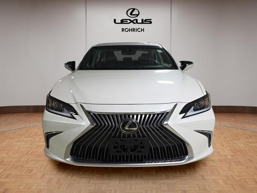 2021 Lexus ES 250 Base