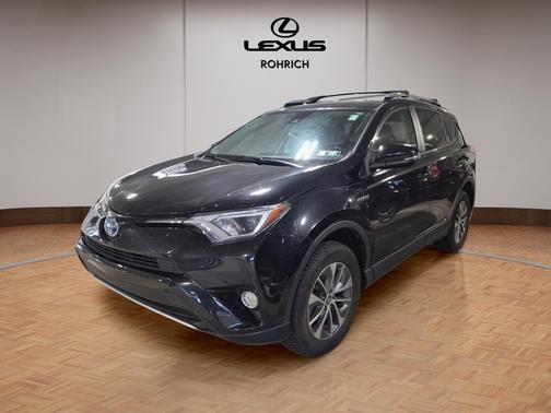 2017 Toyota RAV4 Hybrid XLE