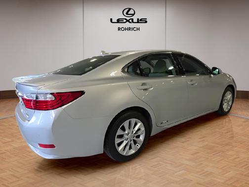2013 Lexus ES 300h Base