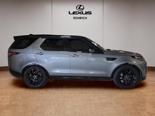 2020 Land Rover Discovery Landmark Edition
