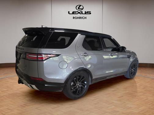 2020 Land Rover Discovery Landmark Edition