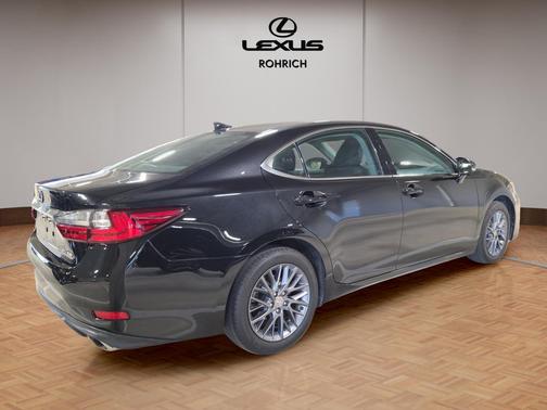 2018 Lexus ES 350 Base