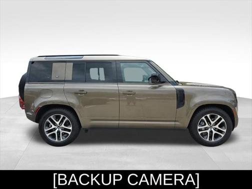 2022 Land Rover Defender 110 XS Edition