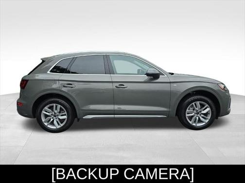 2023 Audi Q5 45 S line Premium