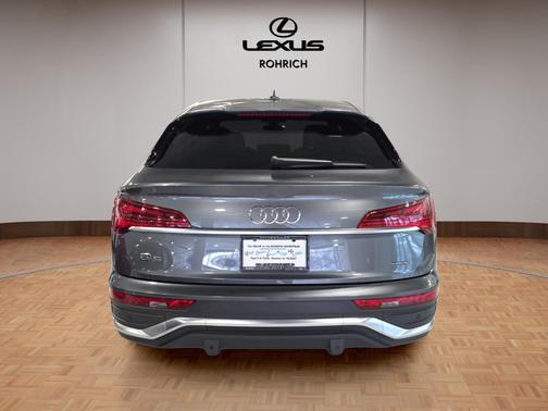 2022 Audi Q5 45 S line Premium Plus