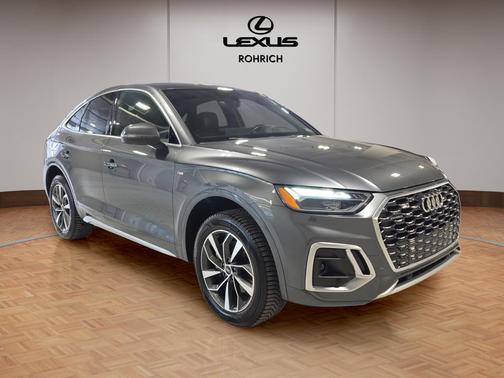 2022 Audi Q5 45 S line Premium Plus