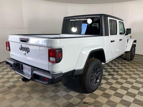 2026 Jeep Gladiator Sport S