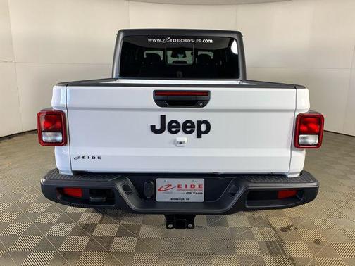 2026 Jeep Gladiator Sport S