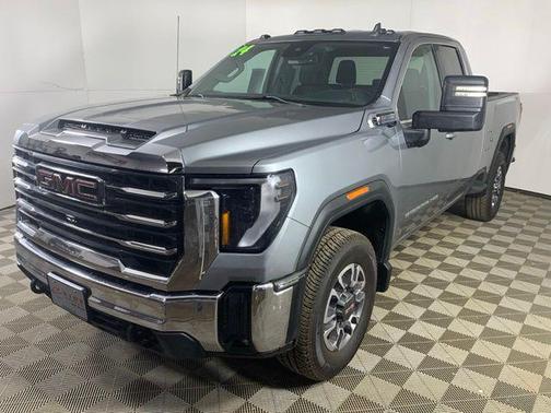 Silver 2024 GMC Sierra 2500 SLE
