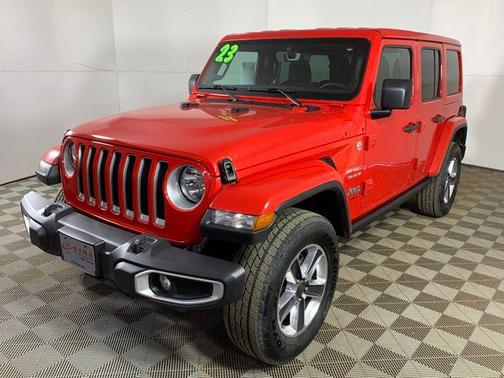 Firecracker Red Clearcoat 2023 Jeep Wrangler 4-Door Sahara
