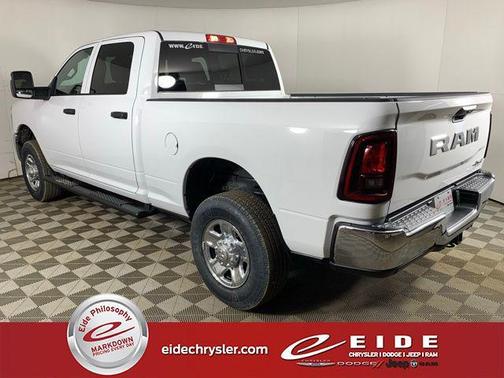 2026 RAM 2500 Tradesman Crew Cab 4x4 6'4' Box