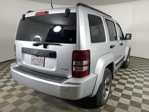2008 Jeep Liberty Sport