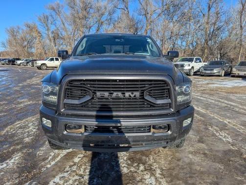 2018 RAM 2500 Laramie Crew Cab 4x4 6'4' Box
