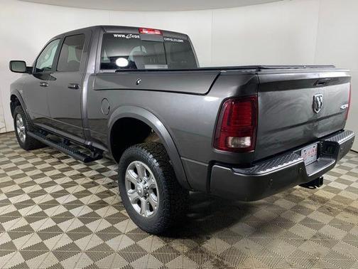 2018 RAM 2500 Laramie Crew Cab 4x4 6'4' Box