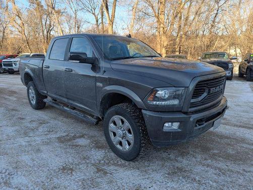 2018 RAM 2500 Laramie Crew Cab 4x4 6'4' Box
