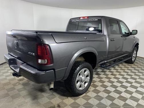 2018 RAM 2500 Laramie Crew Cab 4x4 6'4' Box