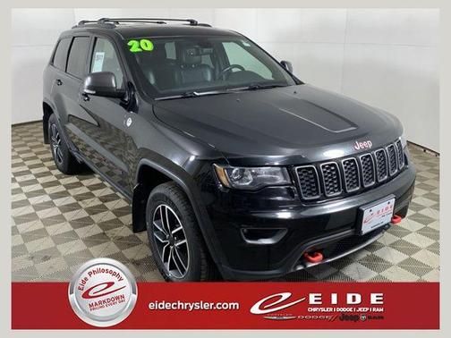 Diamond Black Crystal Pearlcoat 2020 Jeep Grand Cherokee Trailhawk
