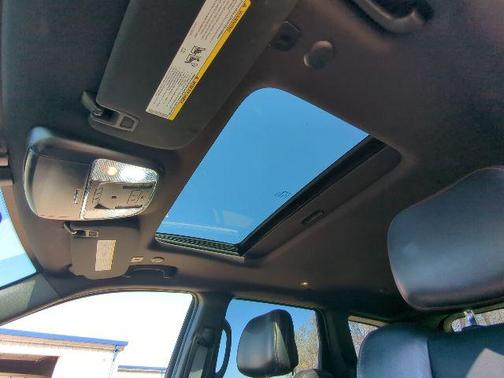Diamond Black Crystal Pearlcoat 2020 Jeep Grand Cherokee Trailhawk