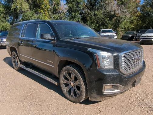 2017 GMC Yukon XL Denali