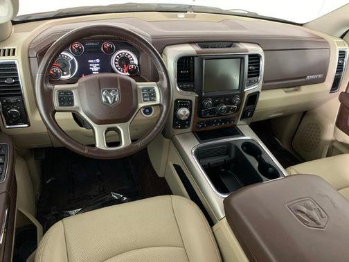 Bright White Clearcoat 2017 RAM 1500 Laramie