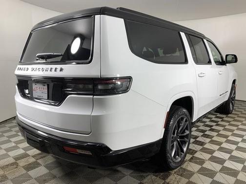 2025 Jeep Grand Wagoneer L Obsidian 4x4