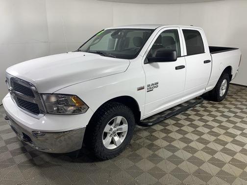 2022 RAM 1500 Classic SLT
