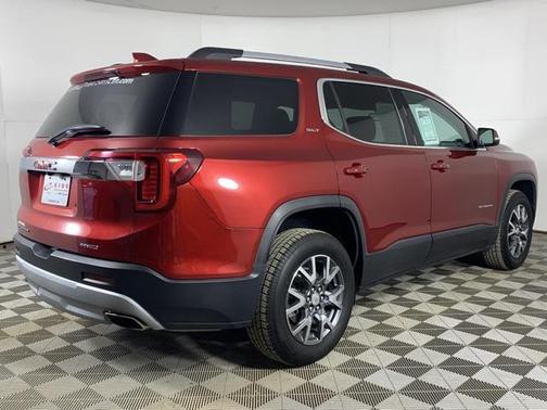 2023 GMC Acadia AWD SLT